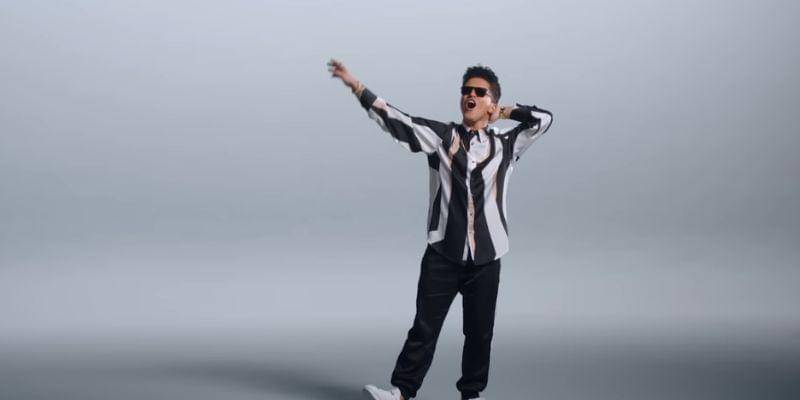 YouTube.com/Bruno Mars